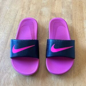 Nike slides girls size 13